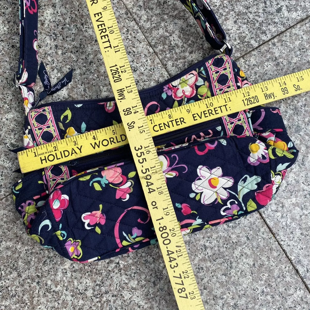 Vera Bradley Crossbody Bags Vera Bradley quilted boho bag Multi