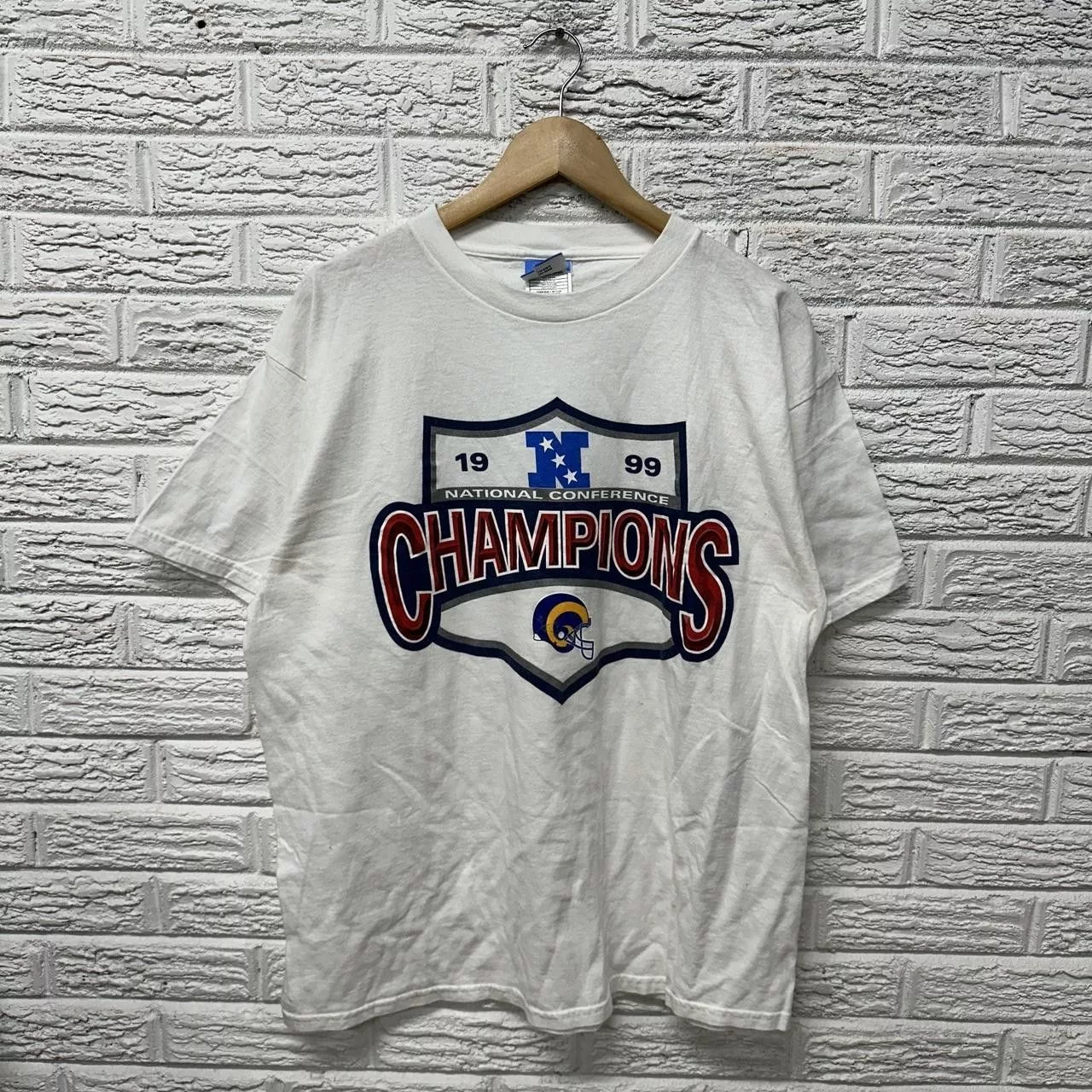 NFL Short Sleeve T Shirts Vintage Los Angeles Rams Shirt Large 1999 NFL White