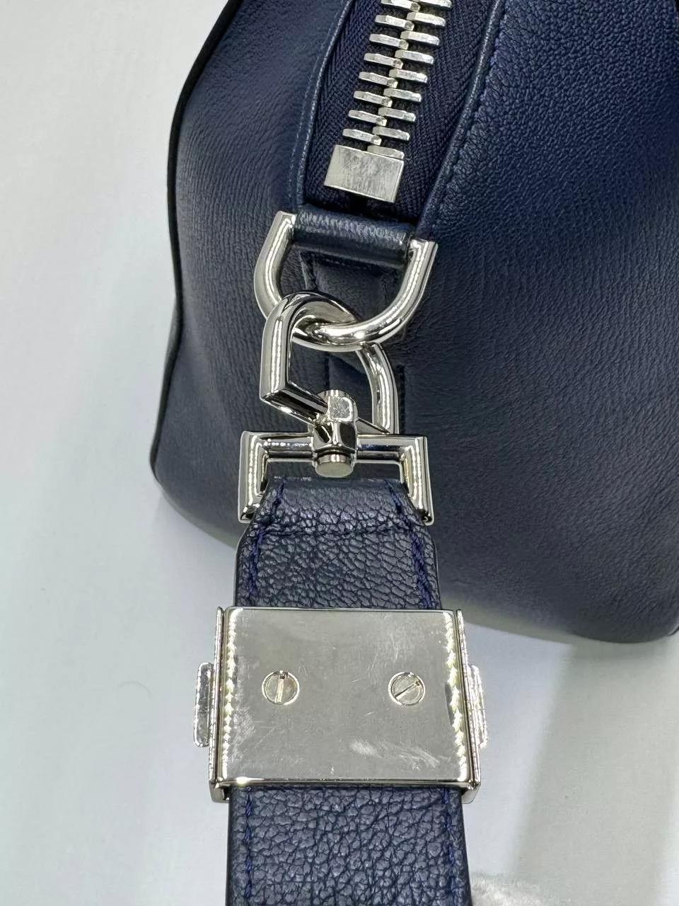 Givenchy Handle Bags Givenchy Antigona Medium Leather Hand Bag Blue