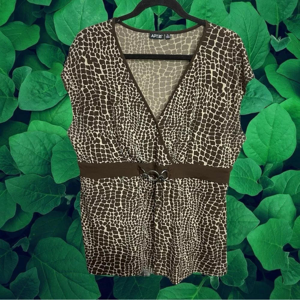 Apt. 9 Blouses Apt. 9 Giraffe Print Brown V-Neck Blouse XL