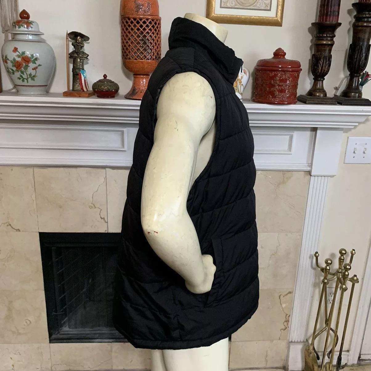 Gap Vests Gap Puffy Zippered vest Black