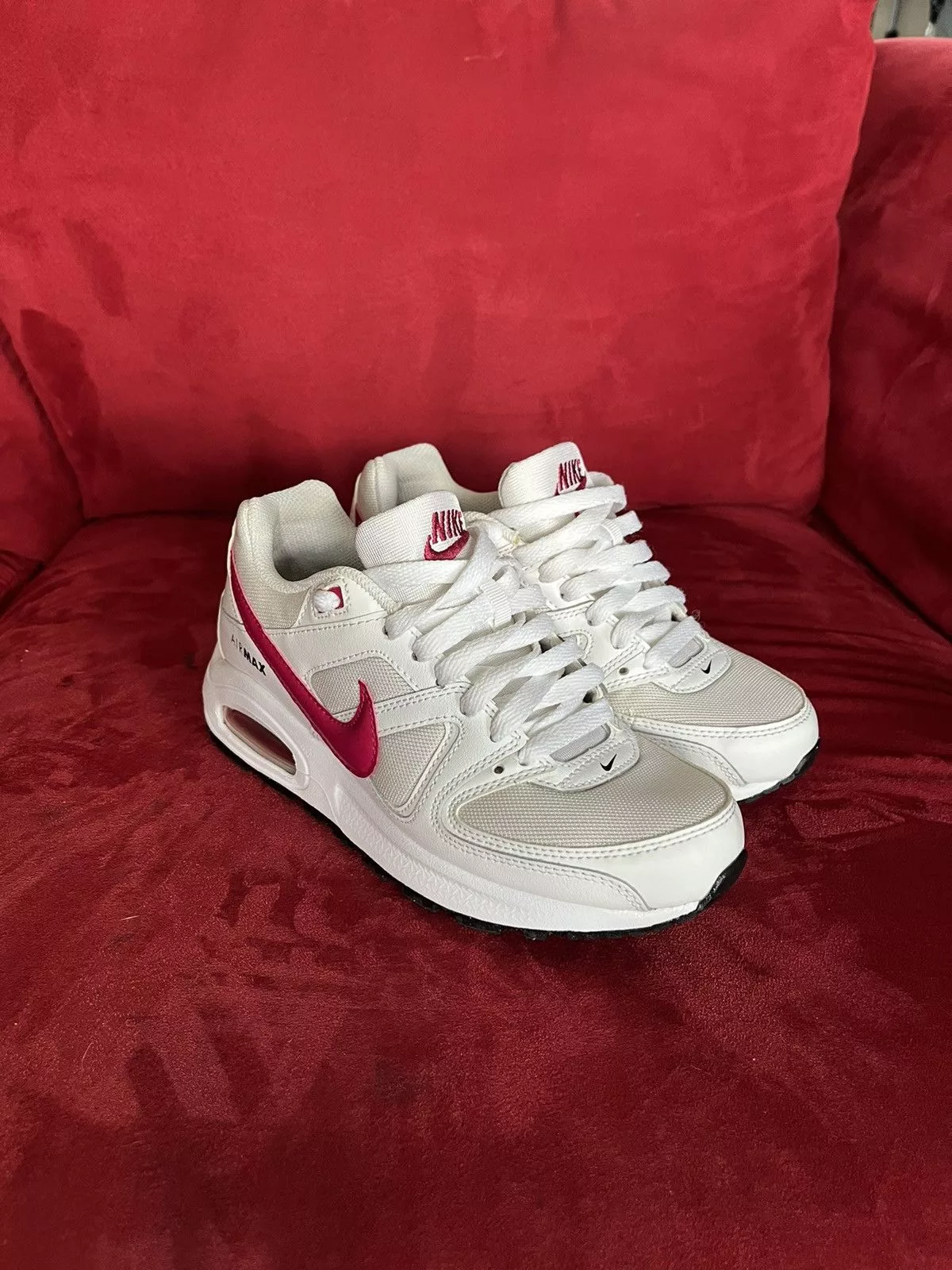 Nike Low Top Sneakers Nike Air Max Command White