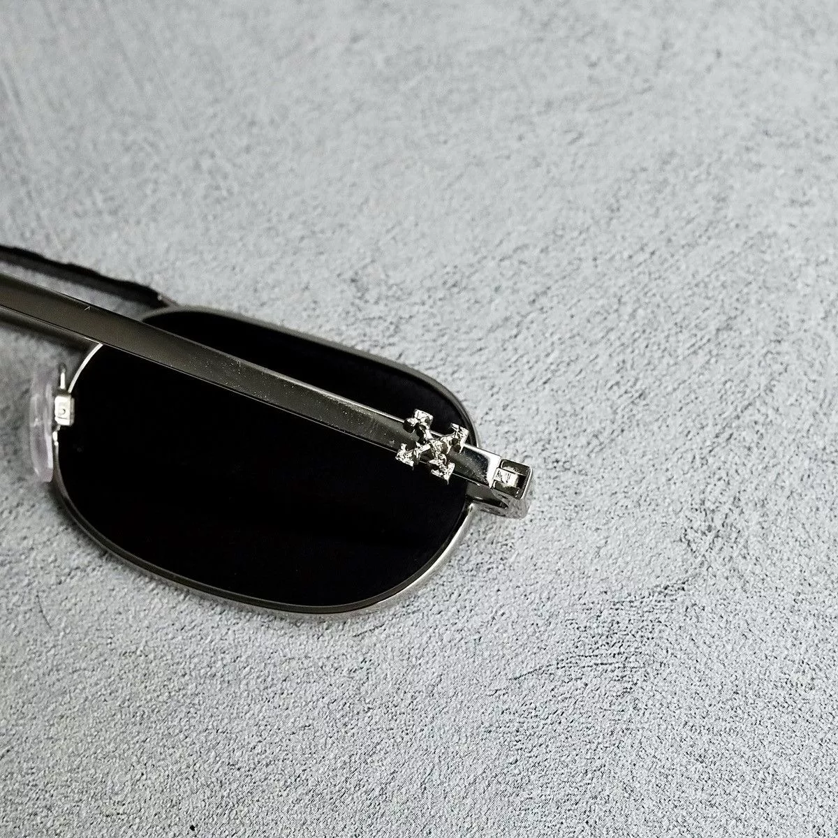 Off-White Sunglasses Off-White OFF WHITE BALTIMORE SUNGLASSES Gray