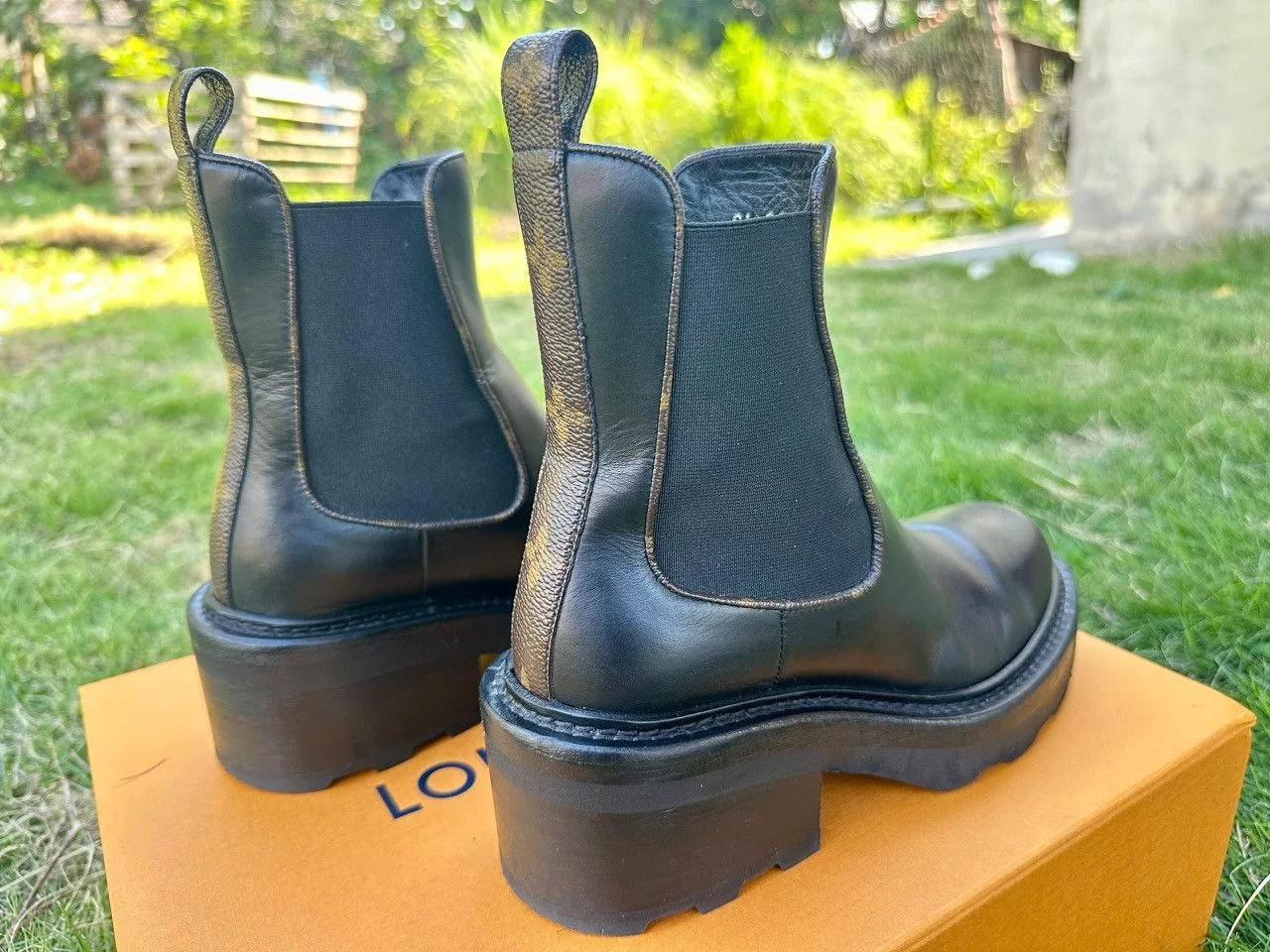 Louis Vuitton Boots Authentic Louis Vuitton Beauborg Ankle Boot Size 36 Black