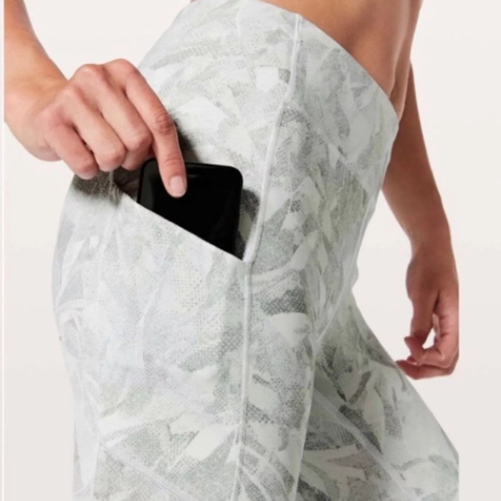 Lululemon Leggings Lululemon Speed Up Tight Bundle White