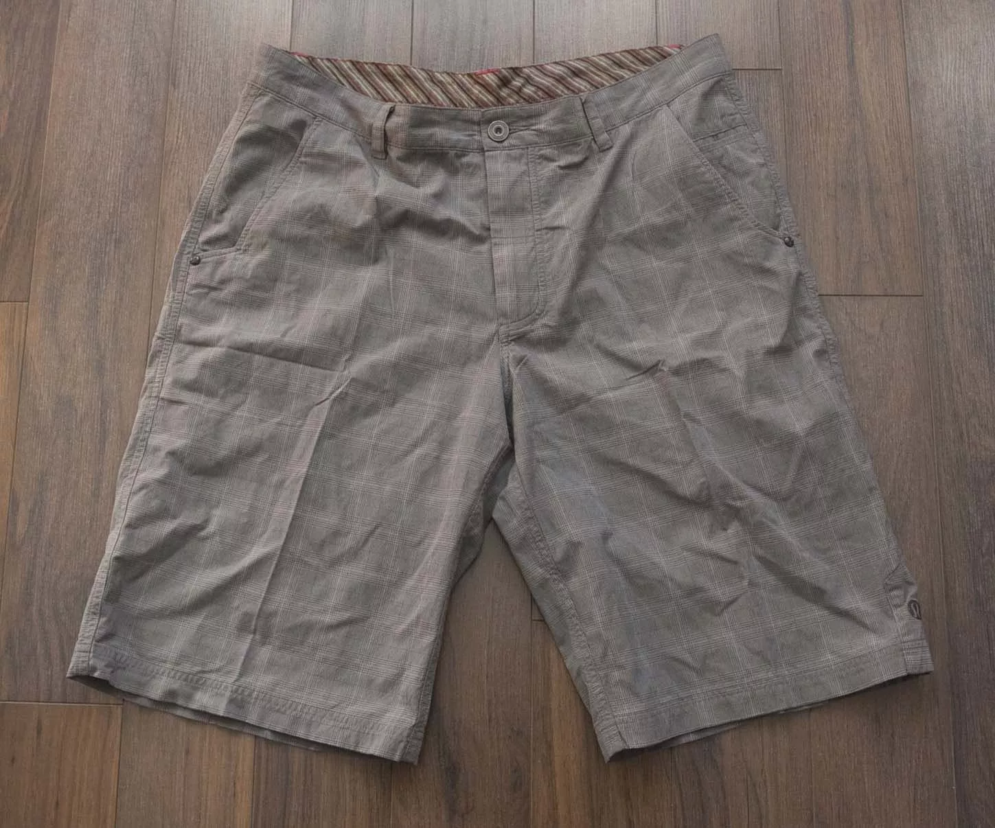 Lululemon Shorts Athletica Grey Hiking Size 37 Gray