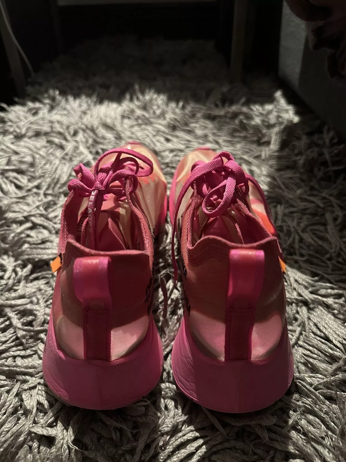 Off-White Low Top Sneakers Off-White Nike zoom fly Off White pink