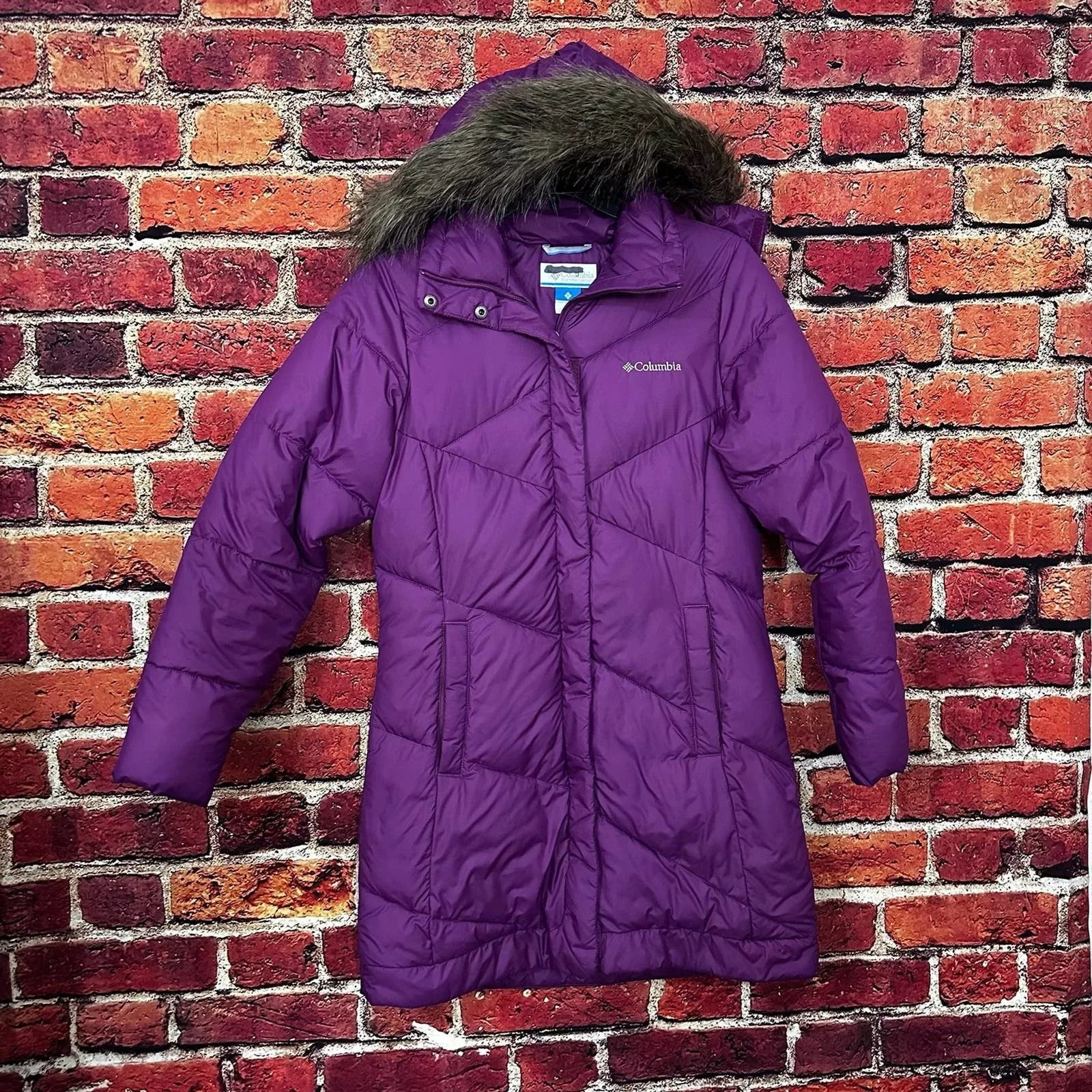 Columbia Jackets Columbia puffer jacket Purple