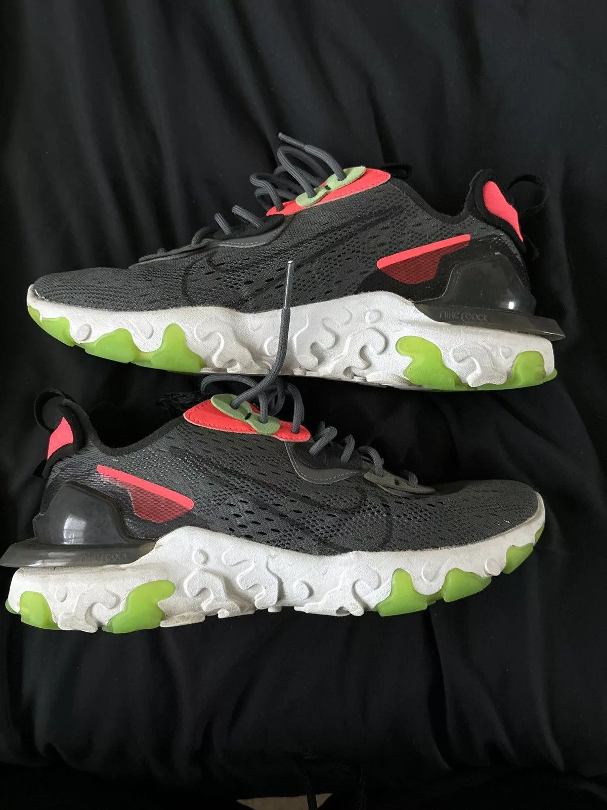 Nike Low Top Sneakers Nike react vision WW Gray