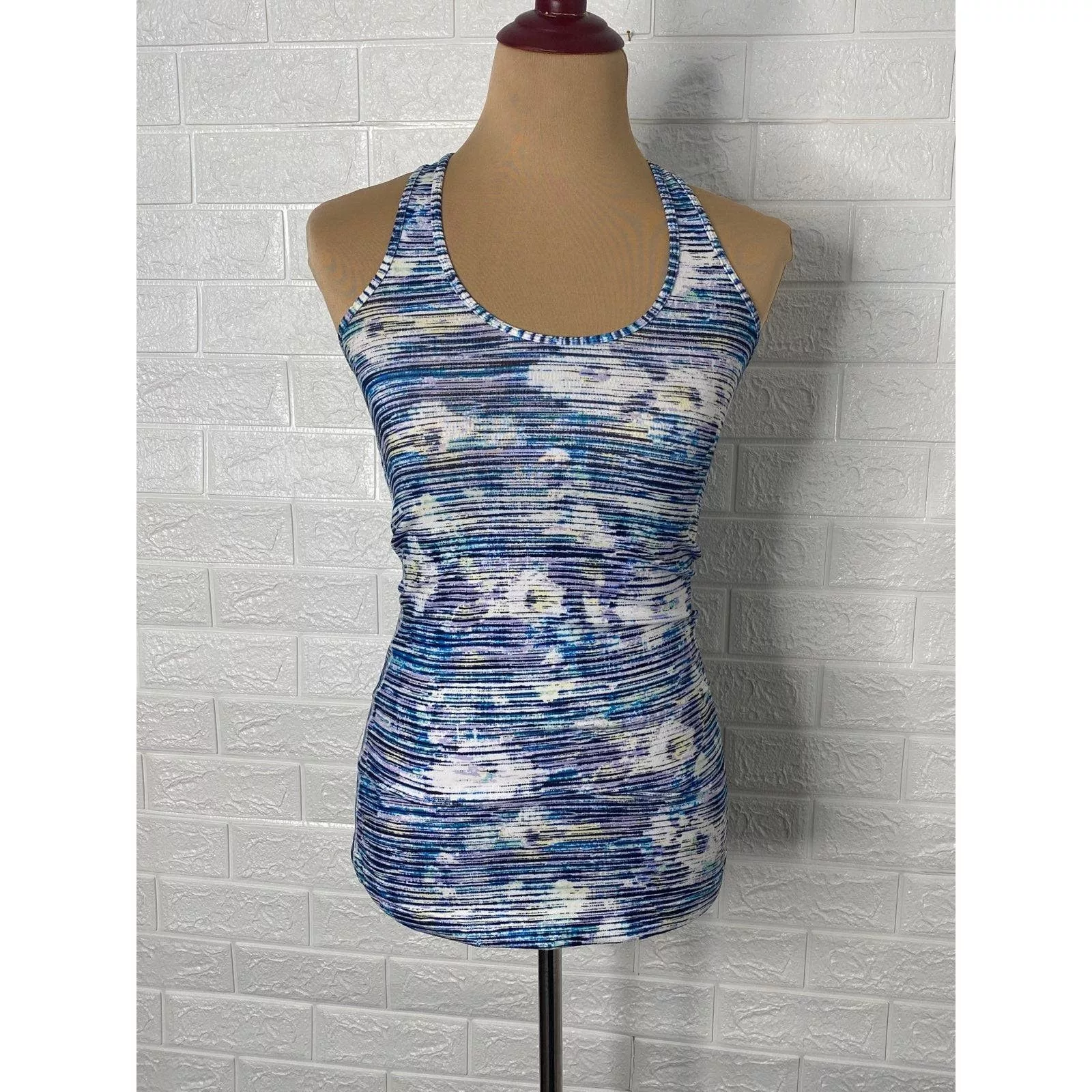 Lululemon Long Sleeve T Shirts lululemon tank top size 4 Blue