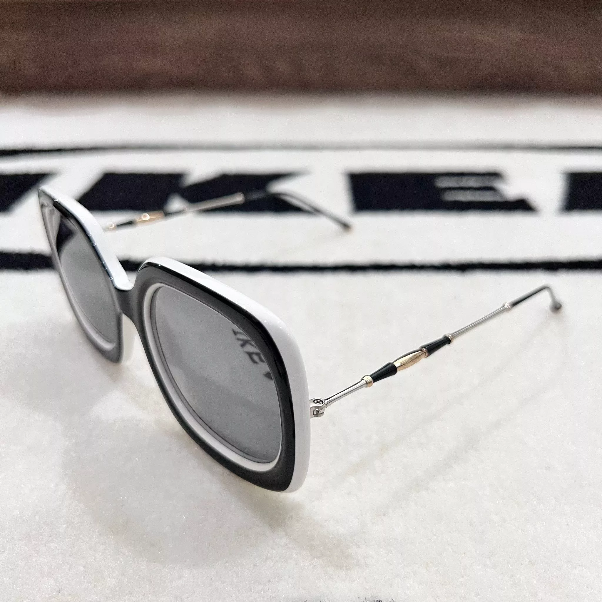Matsuda Sunglasses Matsuda M2035 5-Barrel Riveted Hinge Sunglasses WHITE/SILVER Black