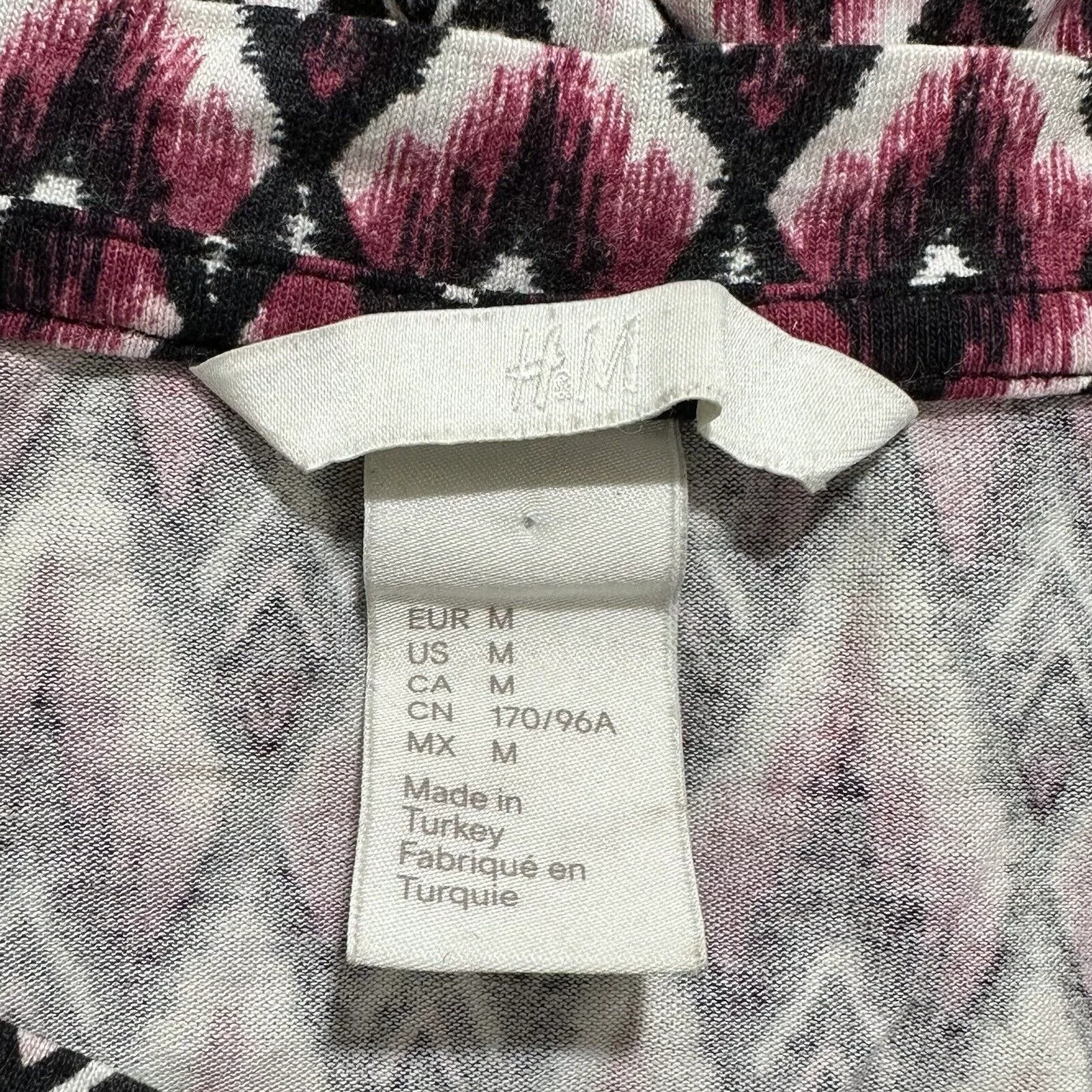H&M Blouses H&M Medium Blouse Stretch Black Pink Geometric Pattern Top