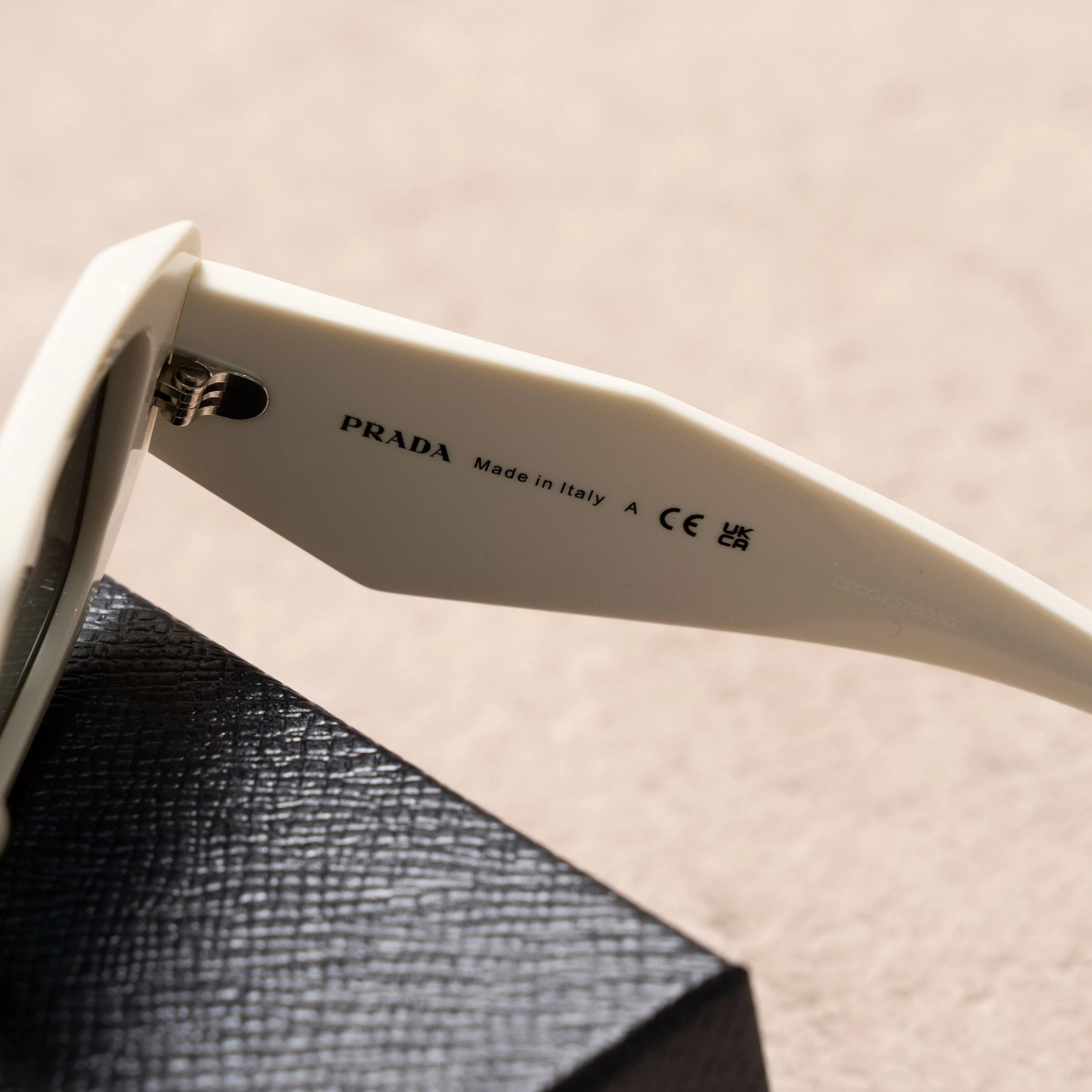 Prada Sunglasses PRADA OPR 17WS 1425S0 Sunglasses WHITE