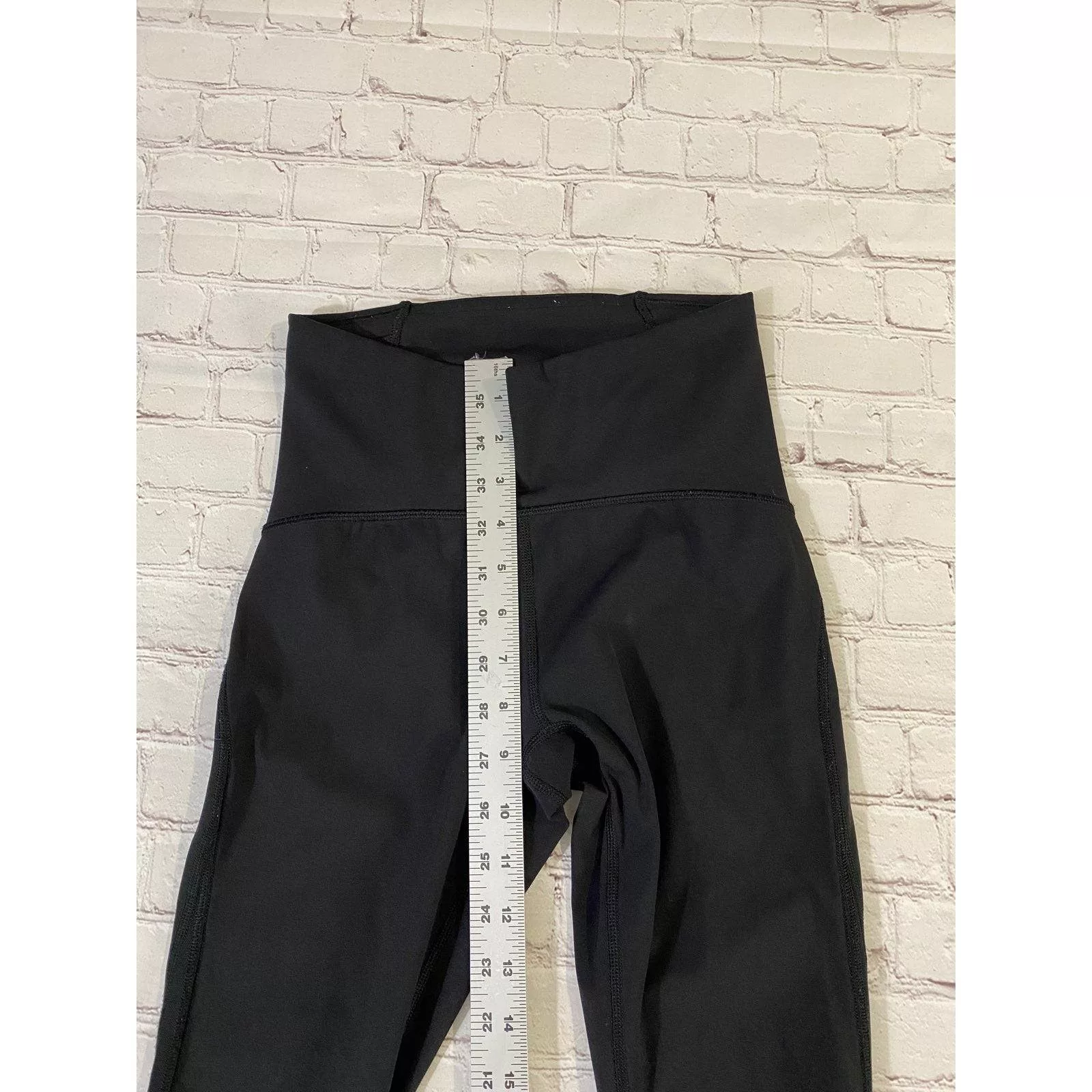 Black lululemon leggings size 4