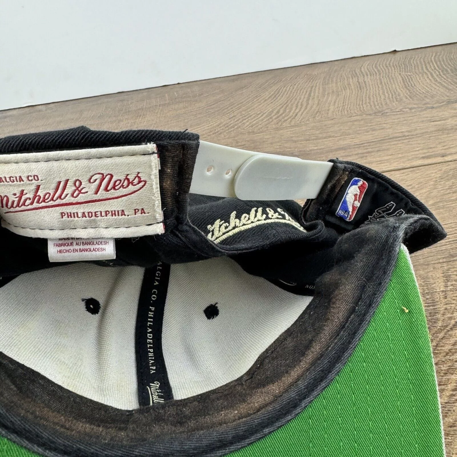 Mitchell & Ness Hats San Antonio Spurs Hat Mitchell & Ness Black Hat Adjustable S