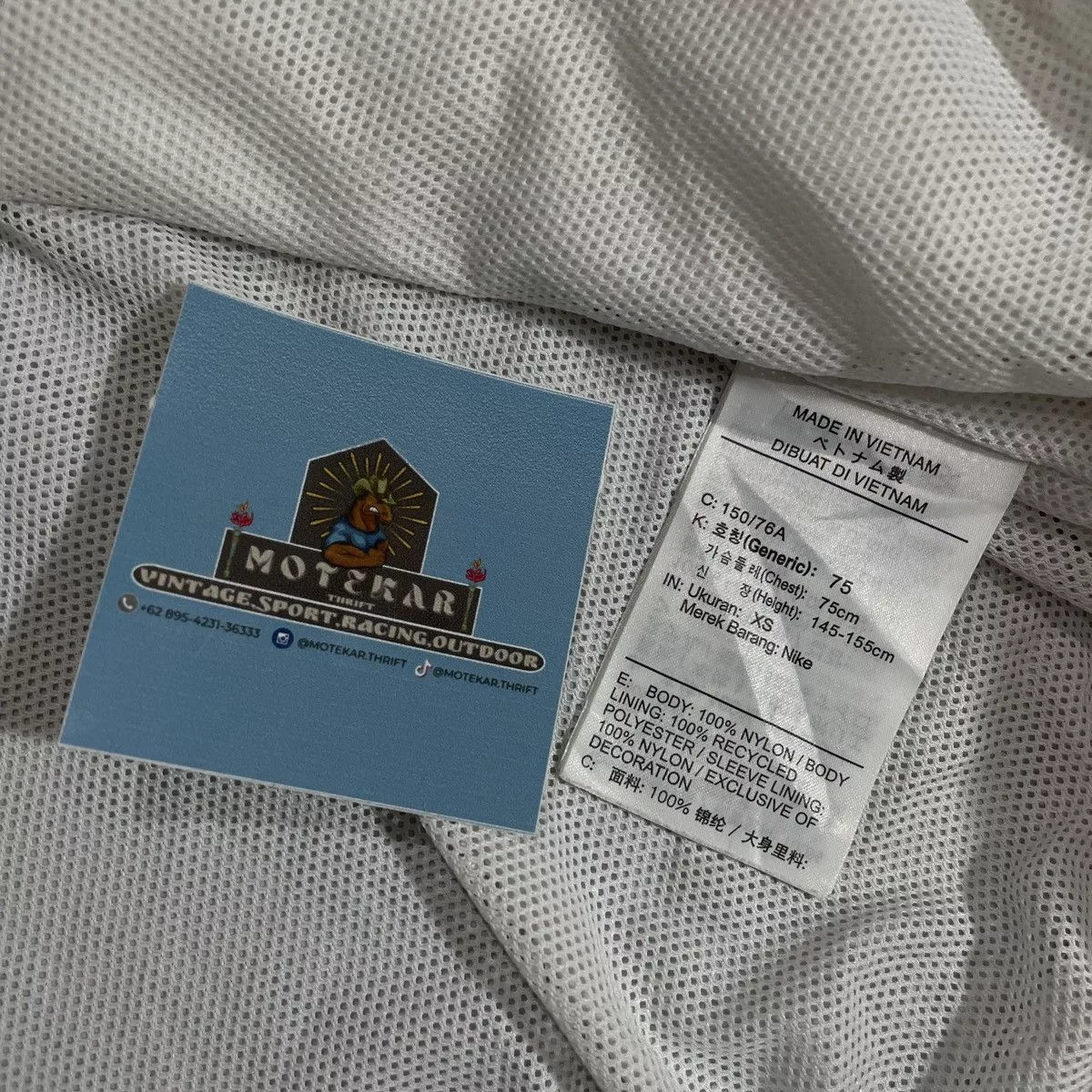 Nike Light Jackets Nike Big Swoosh Animal White