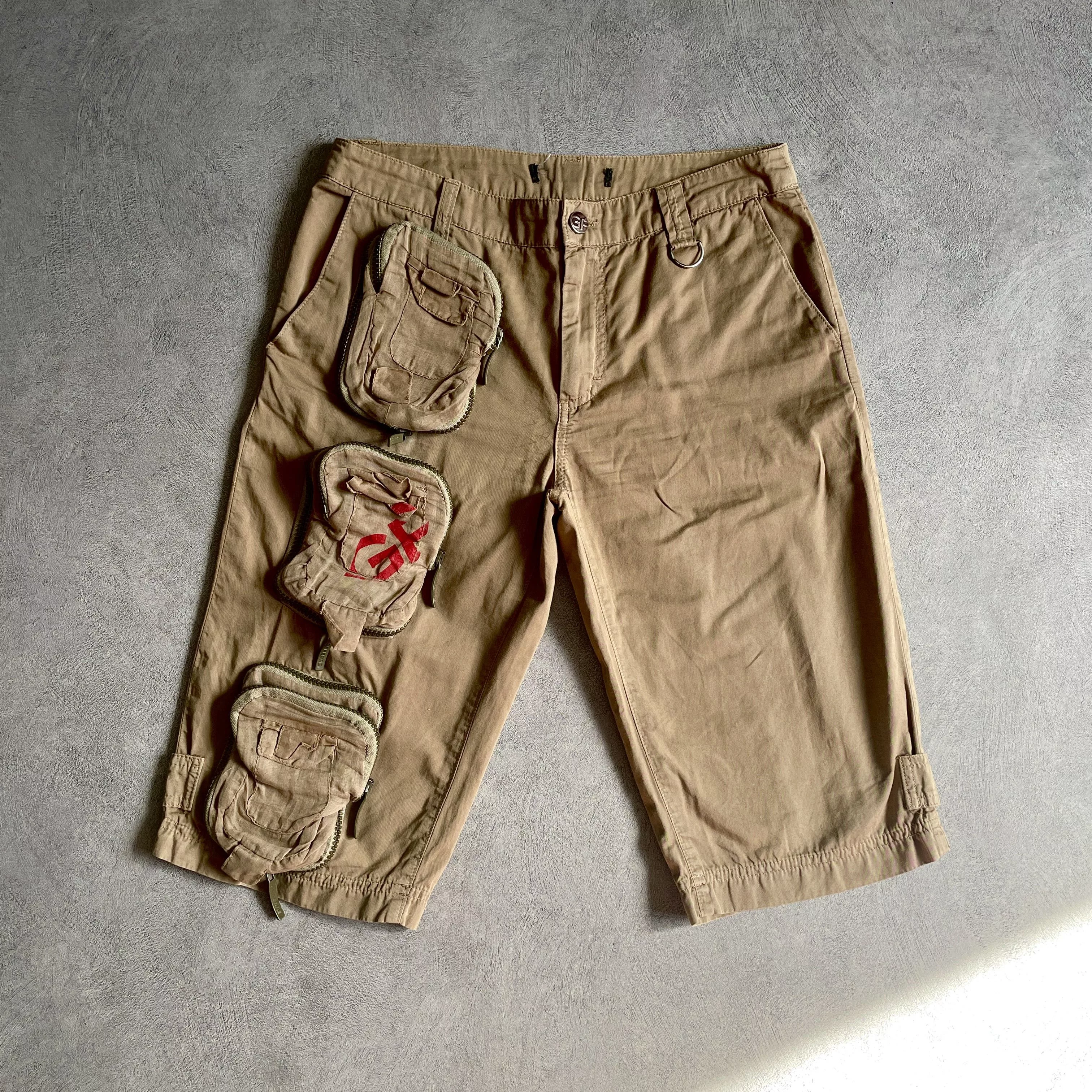 Gianfranco Ferre Shorts Gianfranco Ferre Gianfranco Ferré Multipocket Cargo Shorts Beige