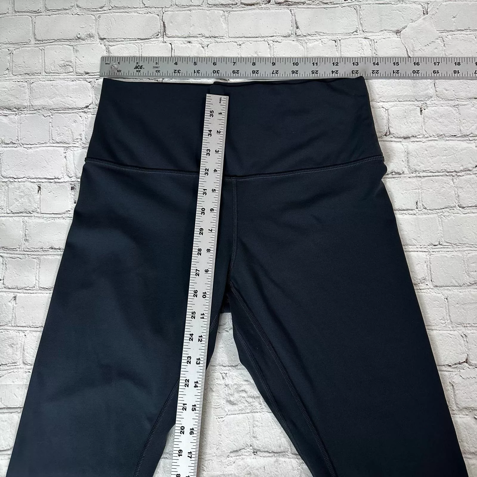 lululemon leggings size 10 Gray