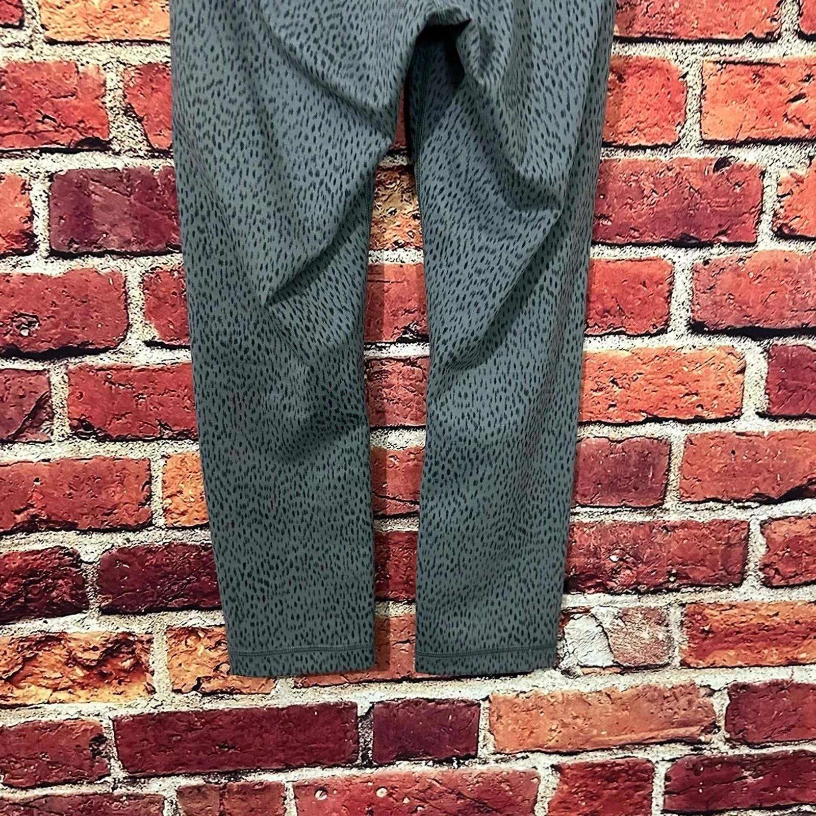 lululemon leggings size 6 Gray