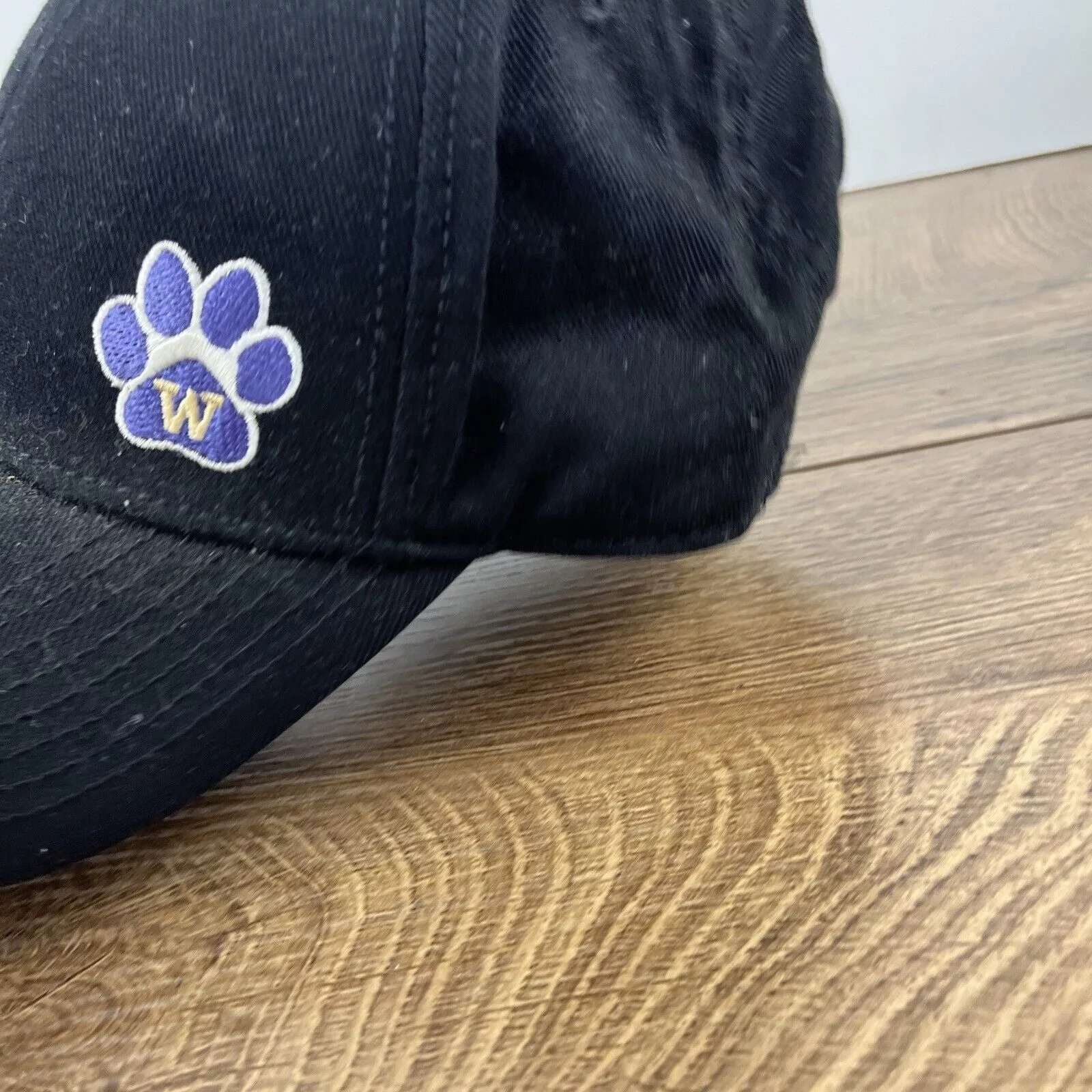 Other Hats Other Washington Huskies Hat NCAA Huskies Black Hat Adjustable Adu