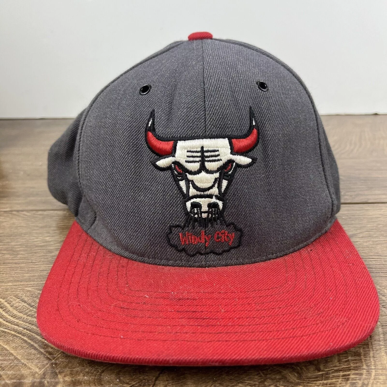 Mitchell & Ness Hats Chicago Bulls Snapback Hat Mitchell & Ness Gray Adjustable H