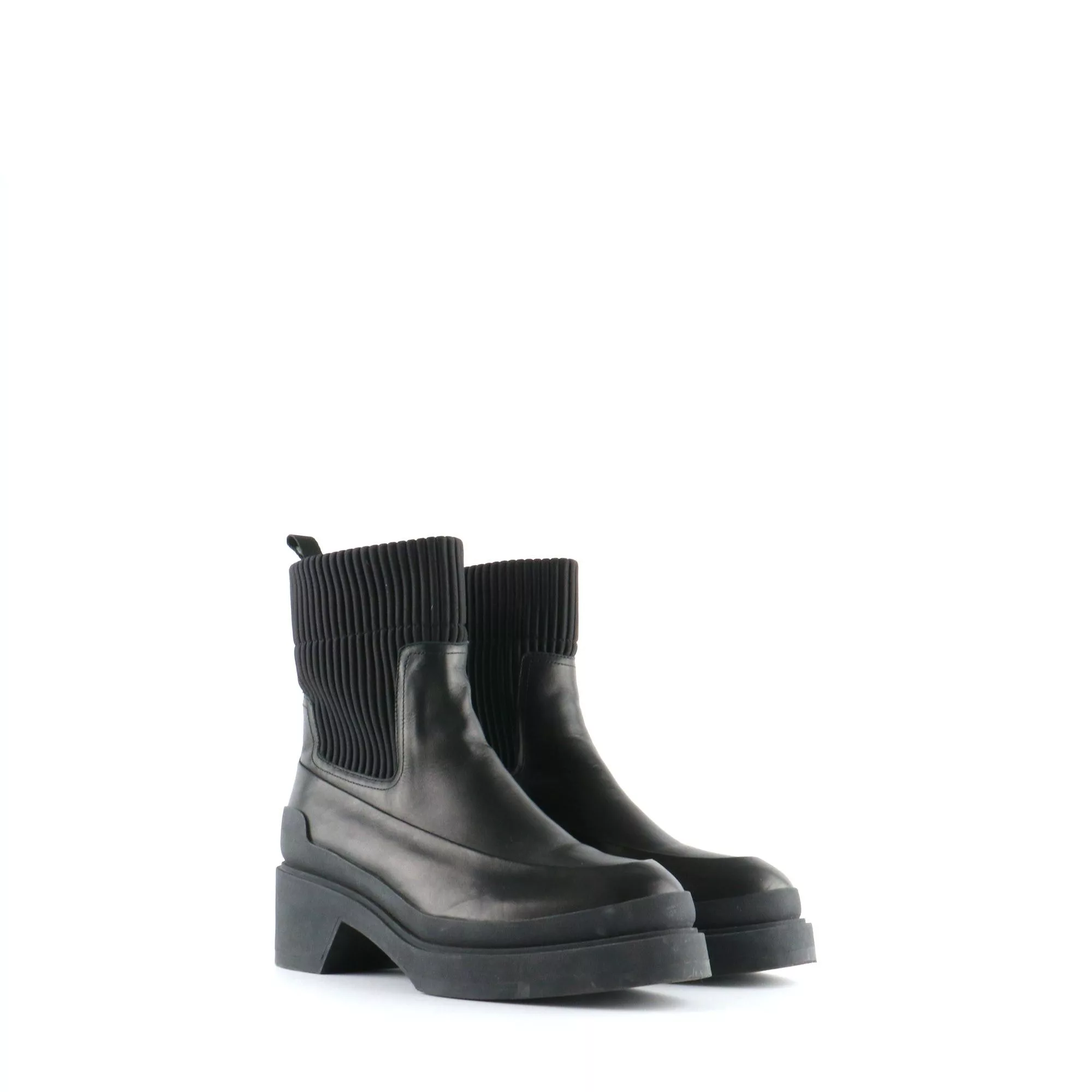 Hermes Boots Hermes HERMÈS - Black calfskin ankle boots (T37.5)
