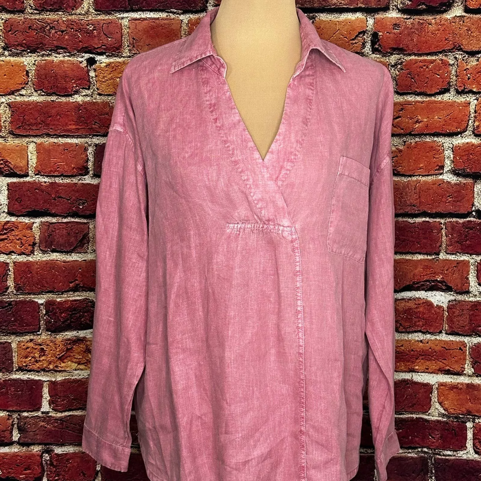 Other Short Sleeve T Shirts Other Sundance over size blouse Pink