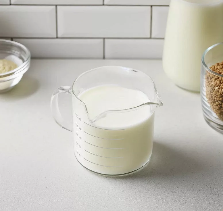 3 Spout Measuring Cup