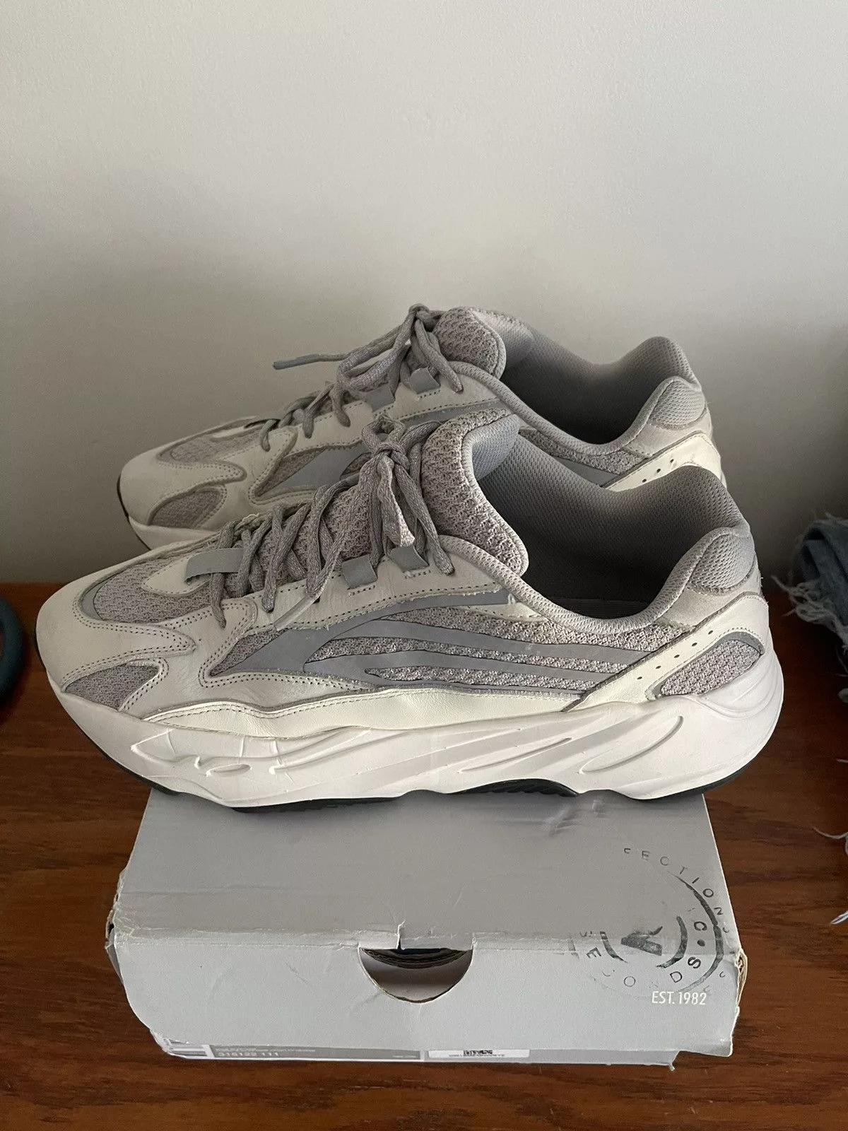 Adidas Low Top Sneakers Adidas Yeezy Boost 700 V2 Static 2018!!!! White