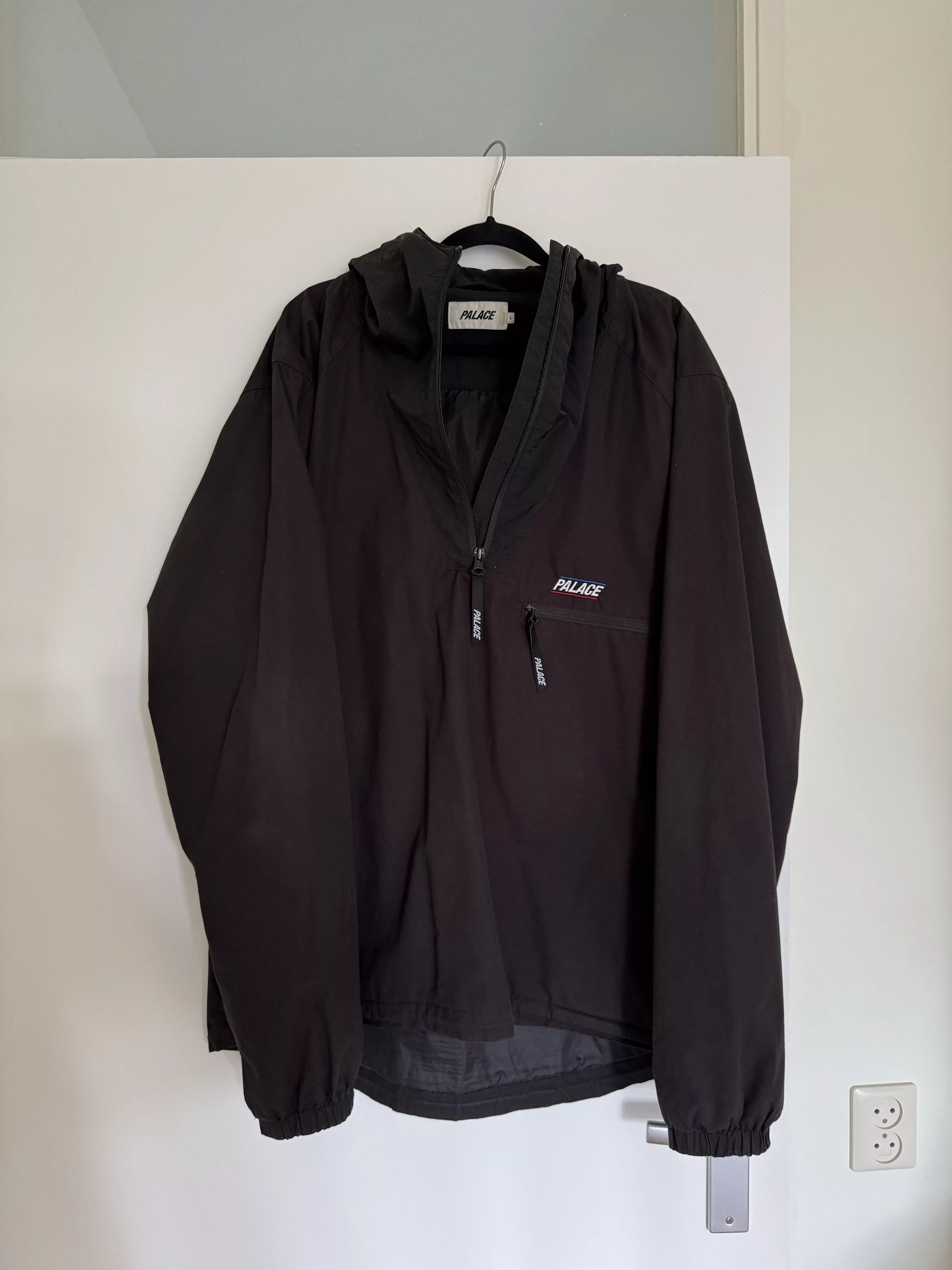 Palace Cloaks Capes Palace OUTER SHELL SMOCK Black