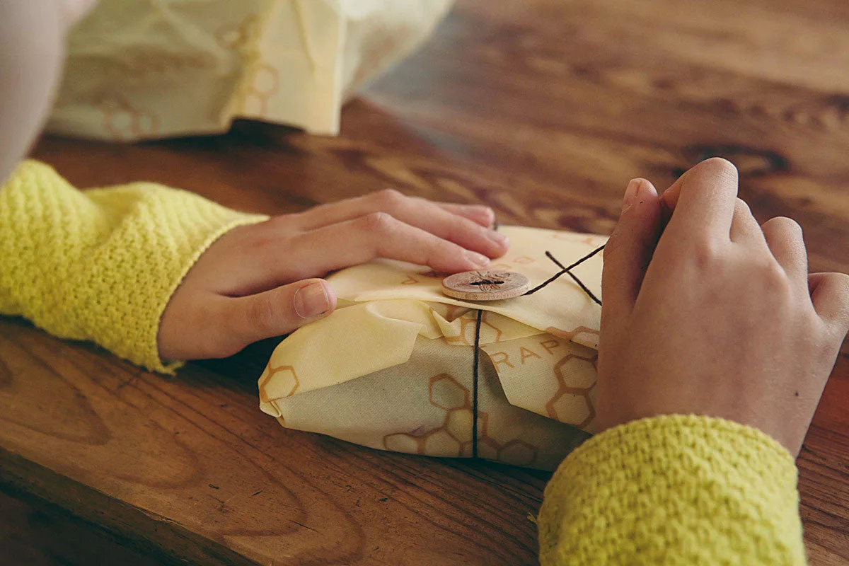 Sandwich Wrap w/Wooden Bee Button & Hemp Twine
