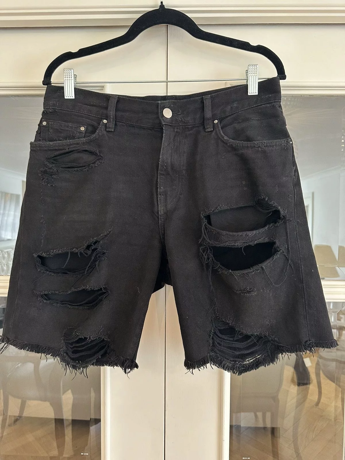 Amiri Shorts Amiri Black Distressed denim shorts