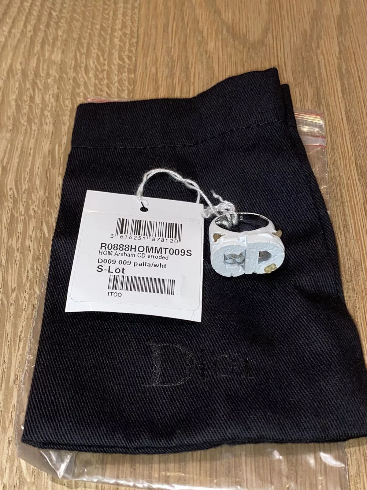 Daniel Arsham Jewelry Watches Daniel Arsham × Dior Dior x Daniel Arsham Eroded CD Ring (SMALL/MEDIUM) White