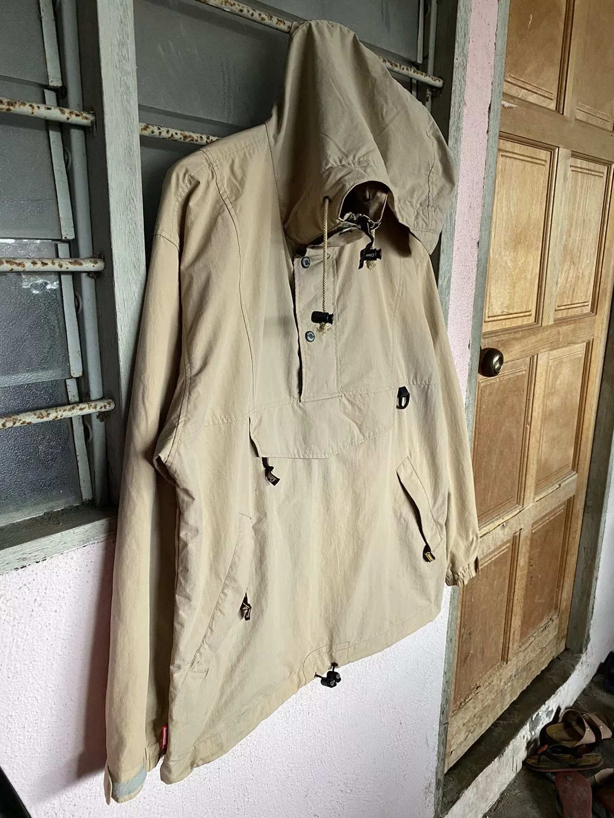 Coleman Light Jackets ⚡️Steals⚡️ Coleman Anorak Shell Jacket White Gorpcore