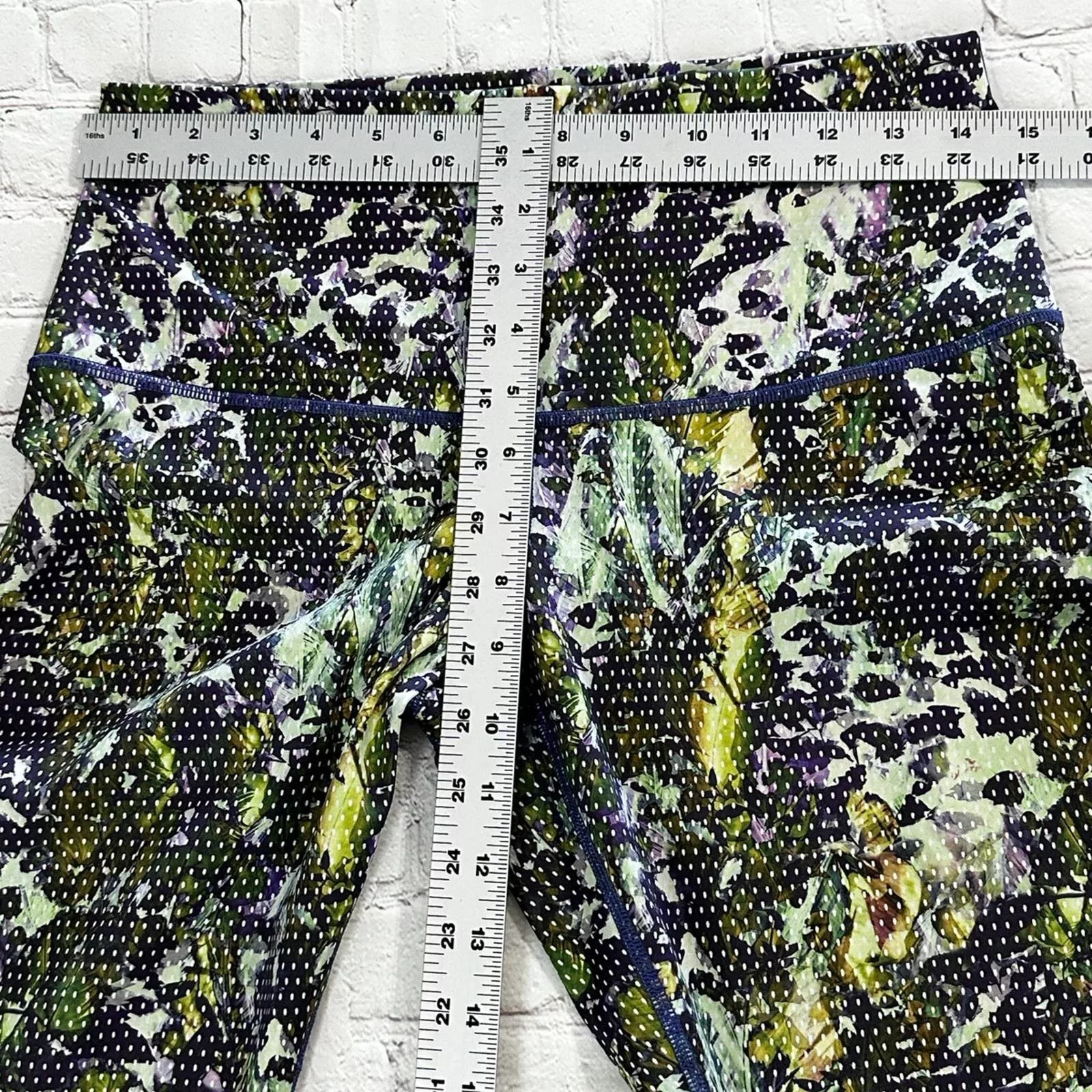 lululemon leggings size 8 Green