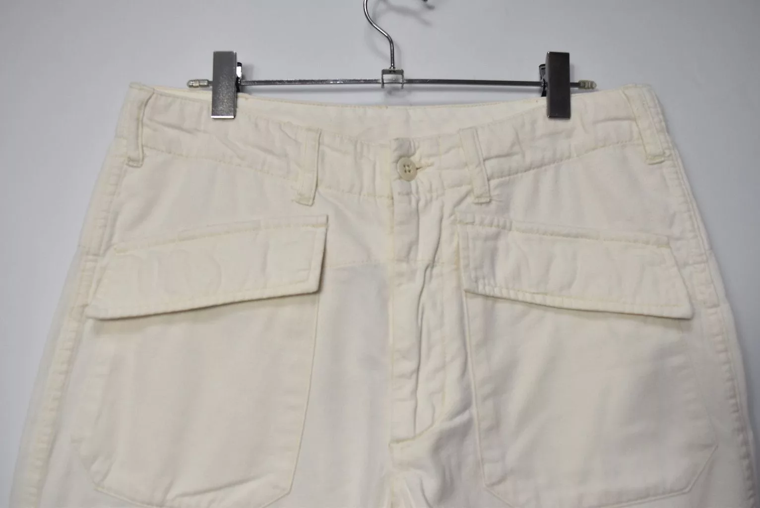 Engineered Garments Shorts Engineered Garments/worker pocket shorts/24162 - 0540 58 White