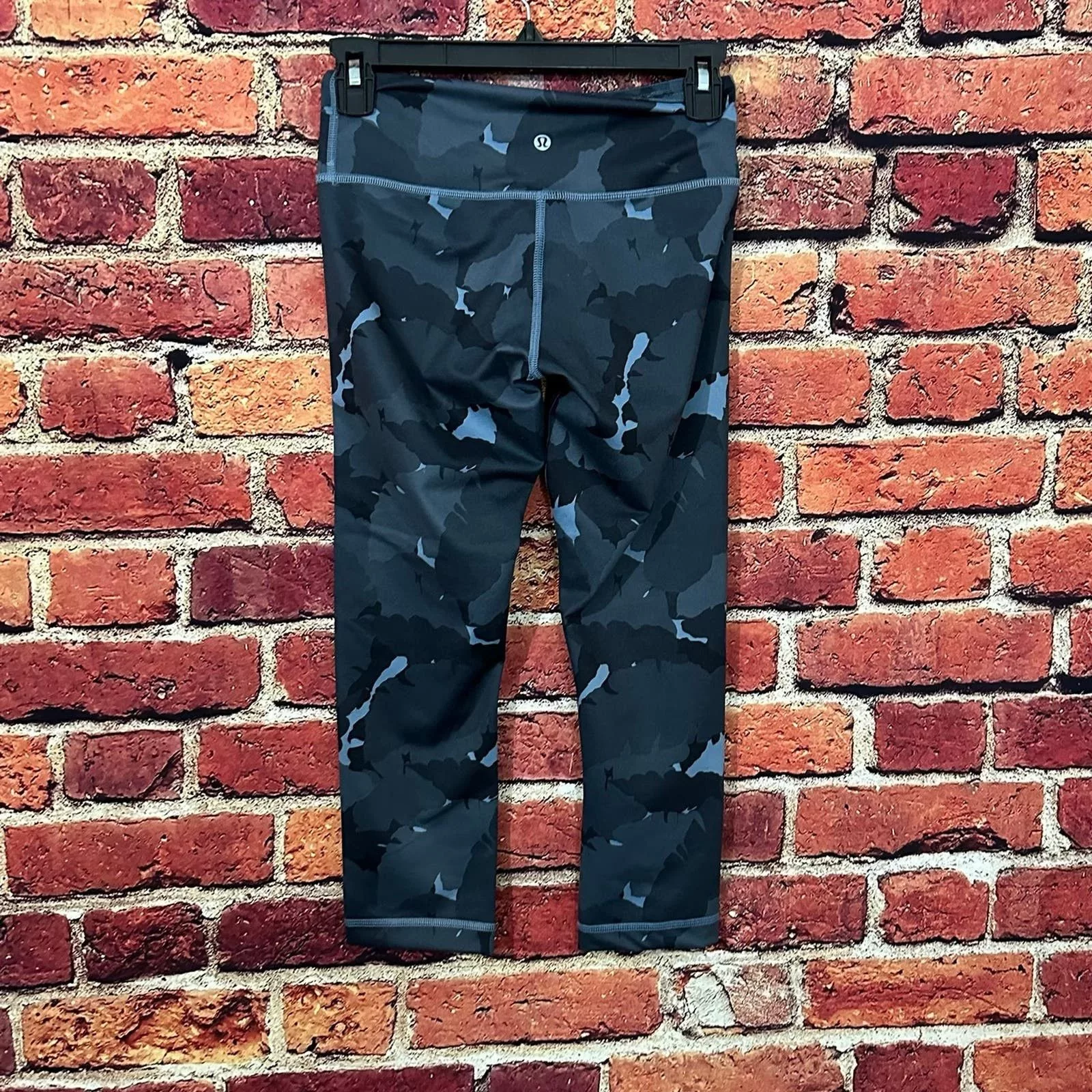lululemon leggings size 4 Black