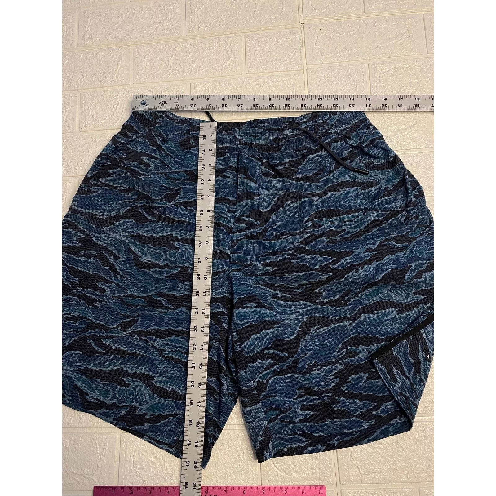 mens lululemon shorts Blue