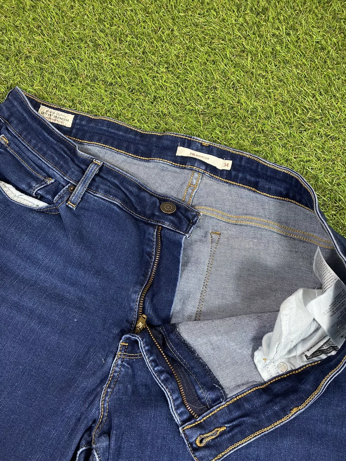 Levi's Jeans Levi's × Vintage Vintage Levi’s 715 bootcut jeans streetwear style size 34x32 Blue