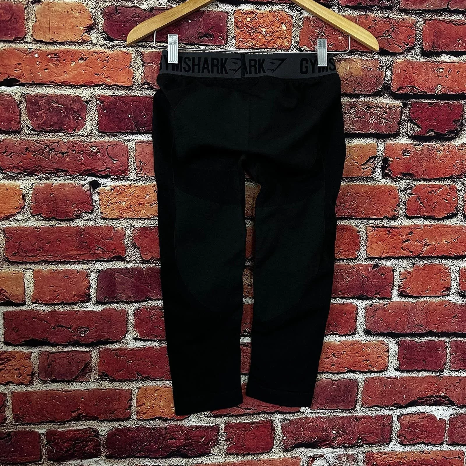 Gymshark leggings size small Black