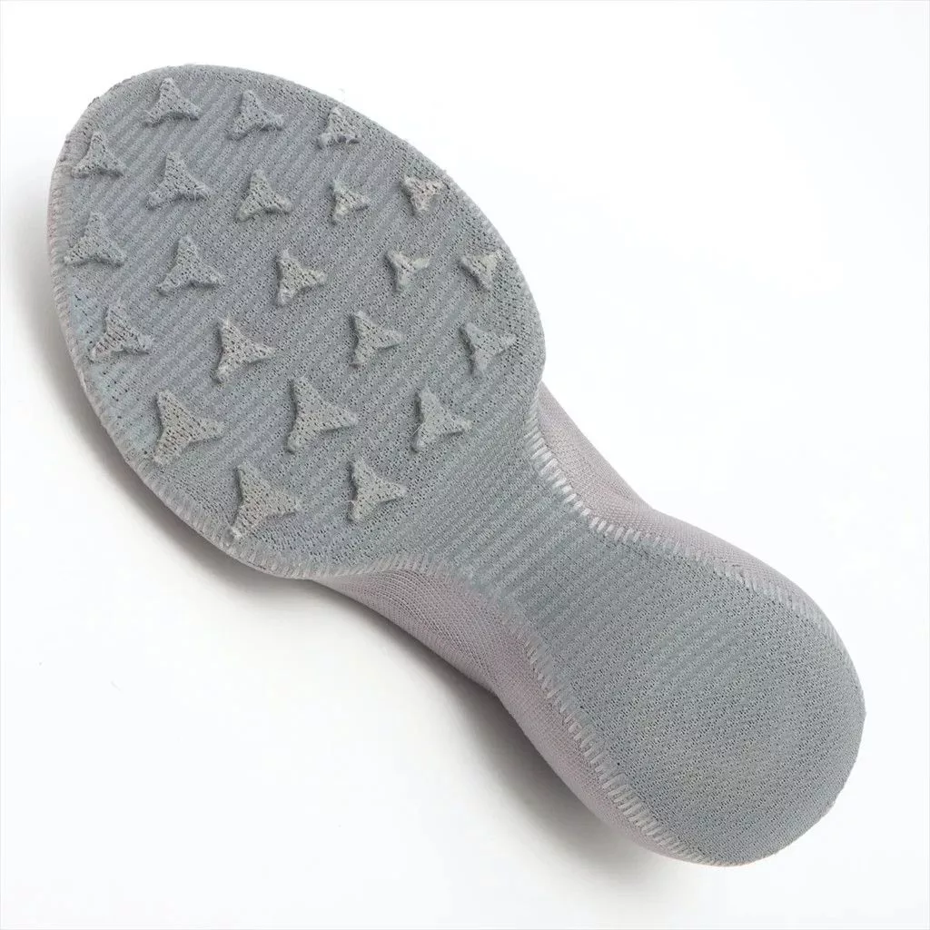 Givenchy Low Top Sneakers Givenchy o1srvl11e0624 Sneaker in Grey Gray