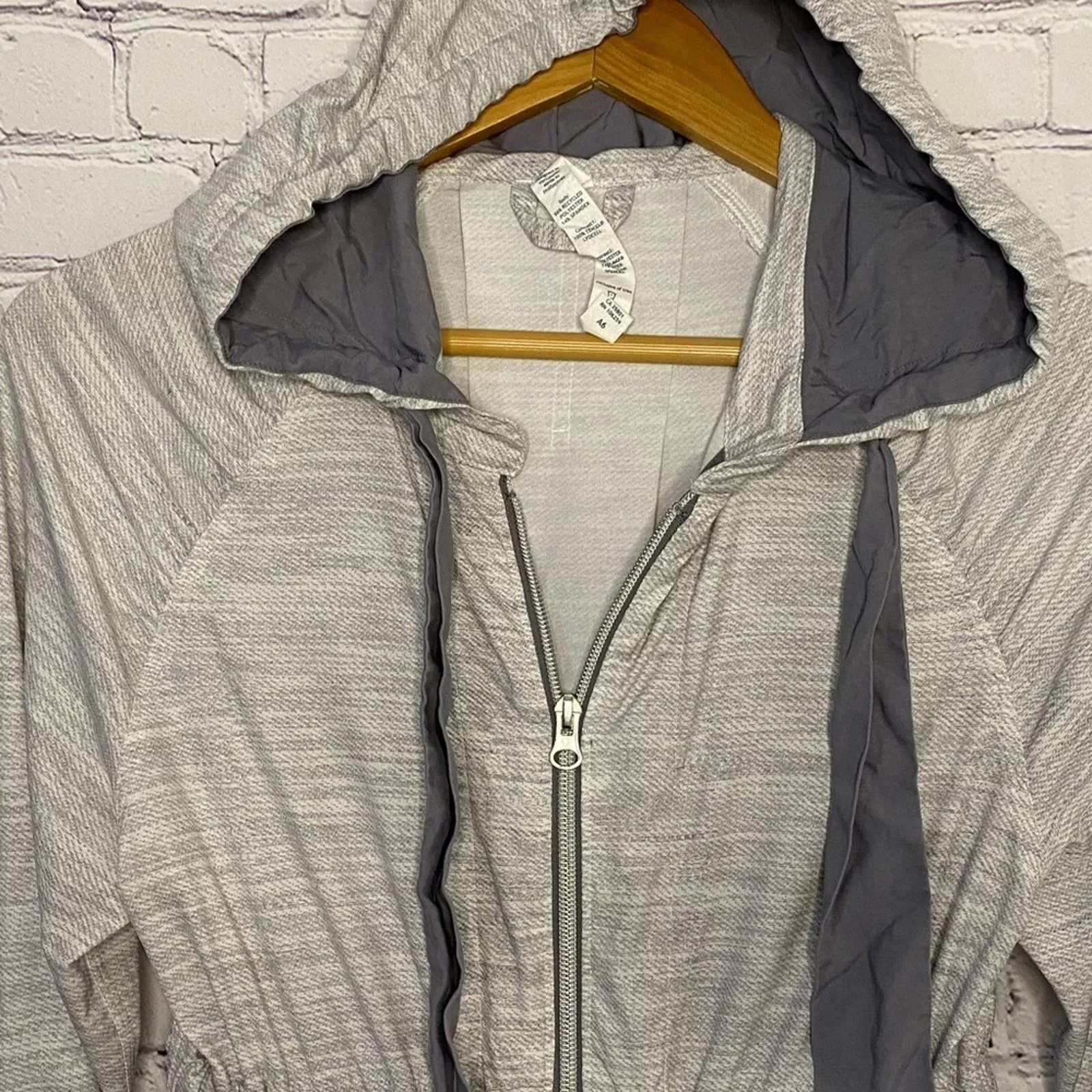 Lululemon Jackets Rare lululemon vitality jacket Gray
