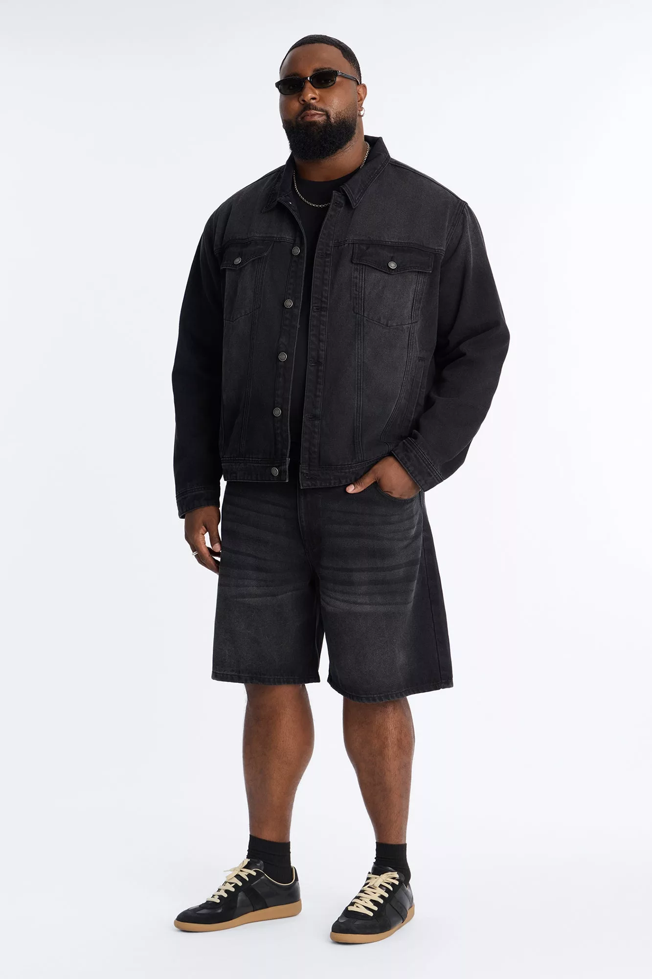 Essential Relaxed Denim Short - Black Wash