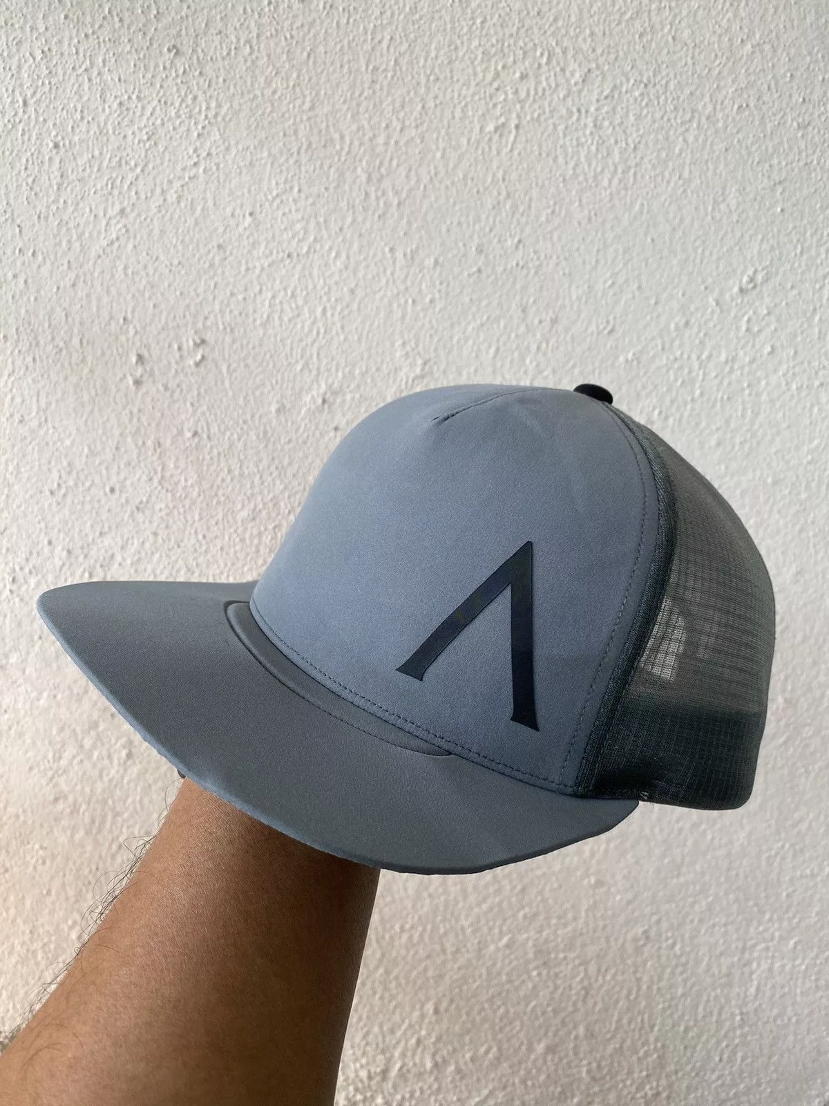 Arc'teryx Hats Arc'teryx Arcteryx A-Pop Trucker Cap Gray Gorpcore