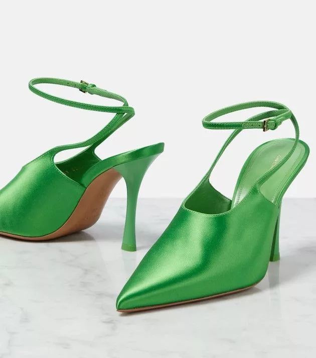 Givenchy Heels Givenchy o1srvl11e0624 Slingback Pumps in Green