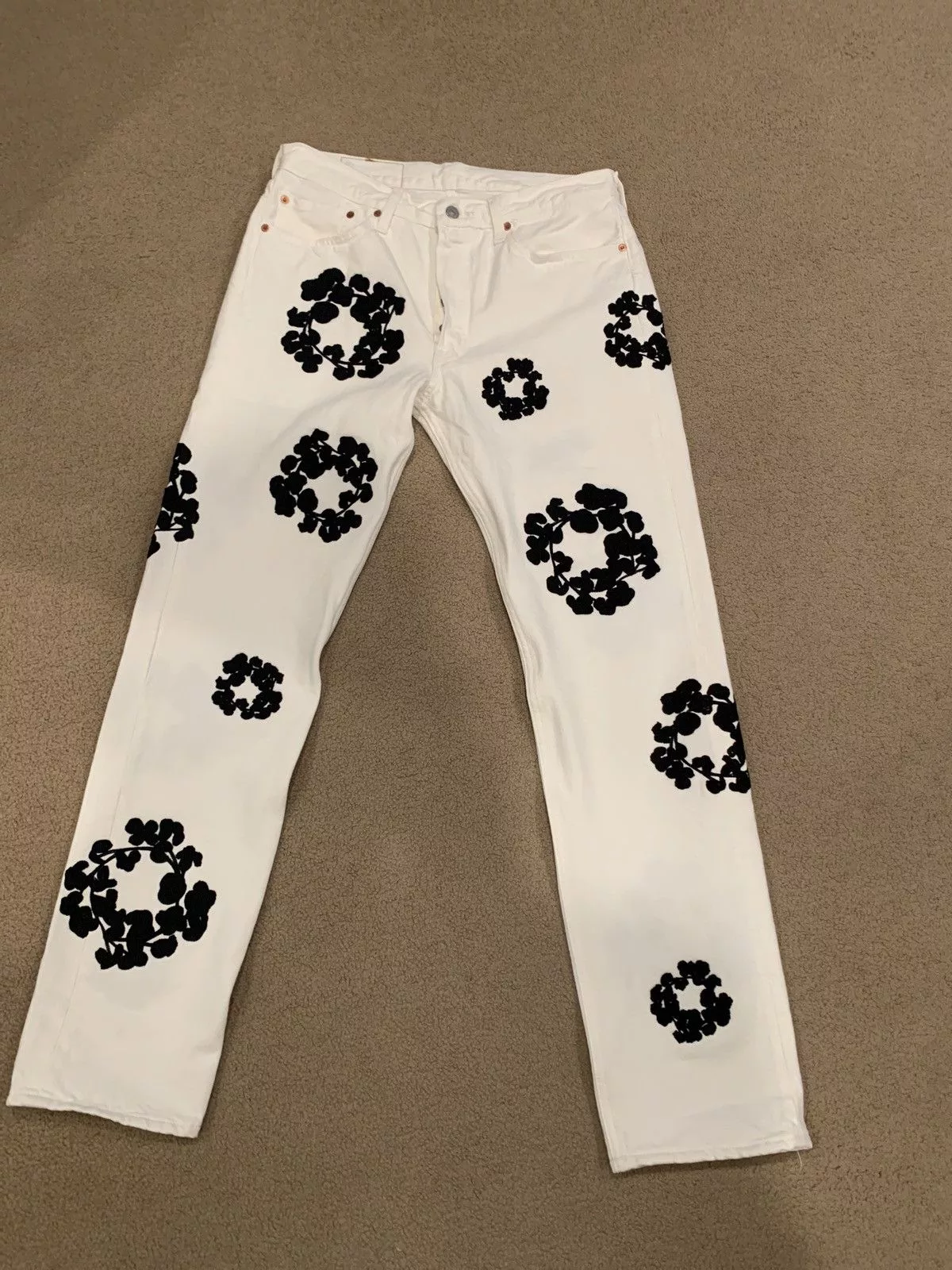 DENIM TEARS Denim Denim Tears Levi’s 501 Cotton Wreath Chain Stitched Jean White