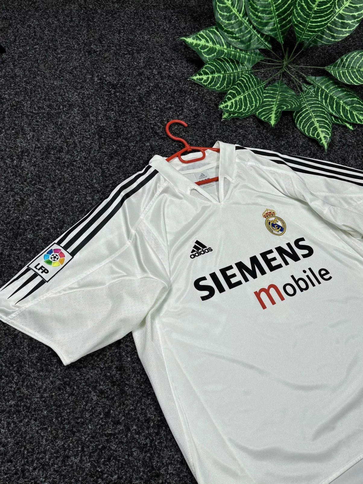 Adidas Jerseys ADIDAS REAL MADRID SOCCER JERSEY VINTAGE 2004 #9 PICKFORD White Sportswear