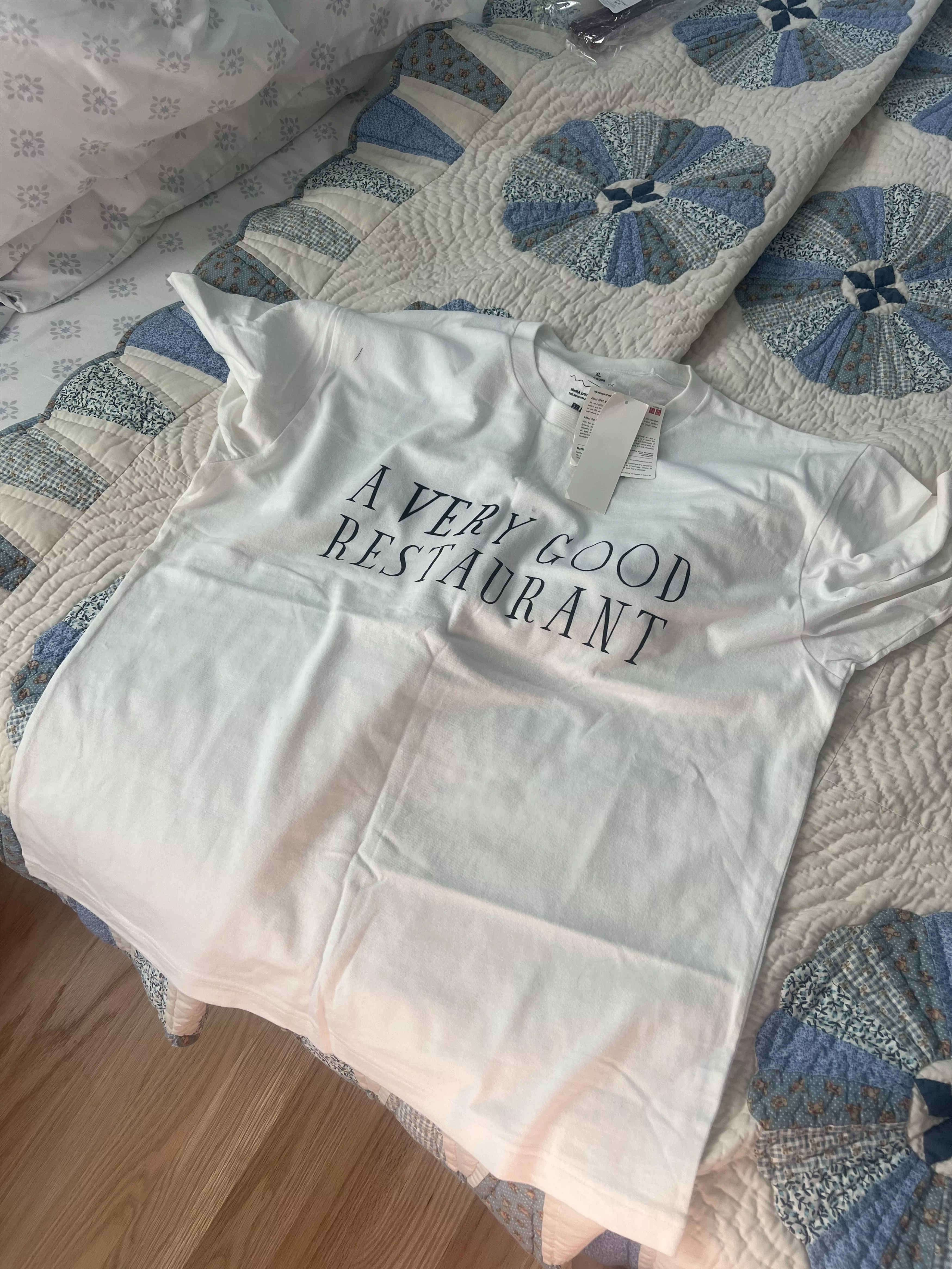 Uniqlo Short Sleeve T Shirts Uniqlo Graphic Tee White
