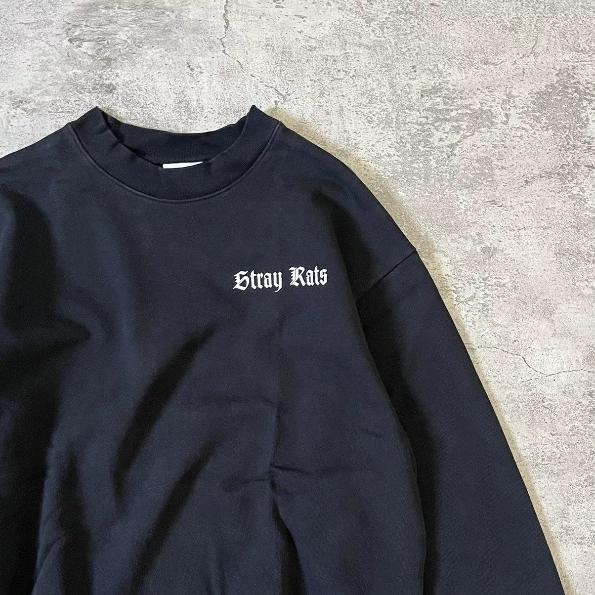 Stray Rats Sweaters Knitwear Stray Rats Crimson Crewneck - Black