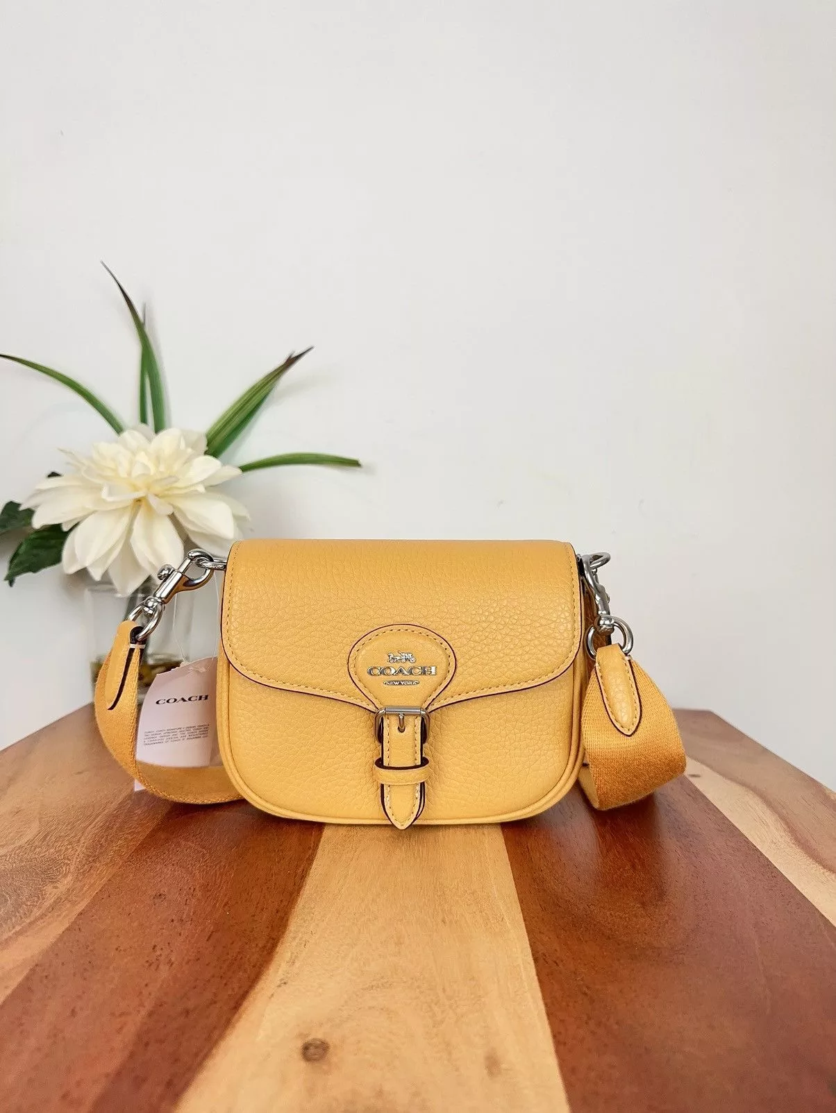 Coach Mini Bags NWT Coach Amelia Small Saddle Bag Yellow